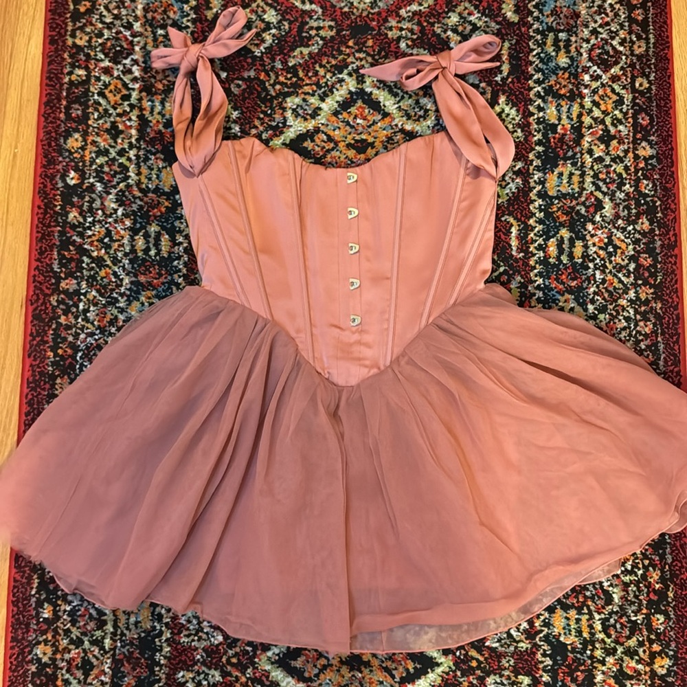 Oh Polly REINE
Off Shoulder Tulle Skirt Mini Dress in Terracotta sz 4 NEW Tags